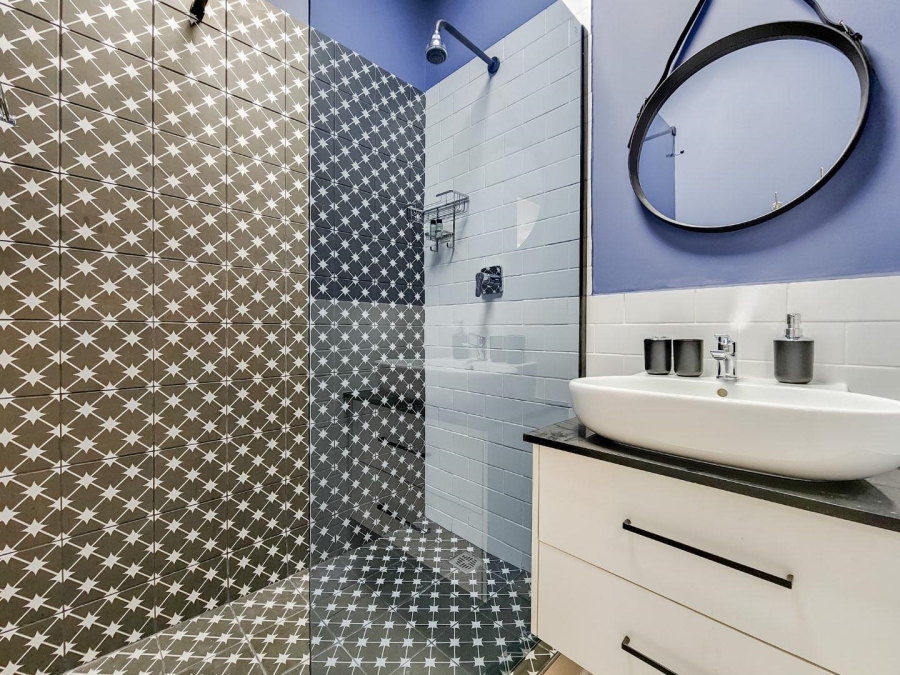 To Let 3 Bedroom Property for Rent in Three Anchor Bay Western Cape